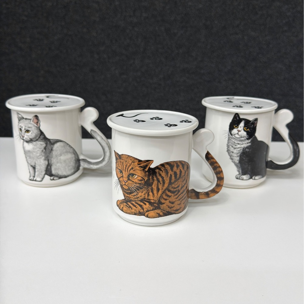 Vintage Japan Ceramic Cat Mug Set 3 Lidded Tail Handle Coffee Tea Cups Paw Print